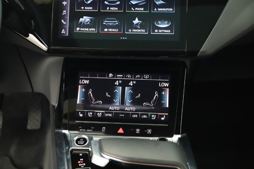Used 2024 Audi Q8 e-tron Premium Plus AWD/4WD image 20