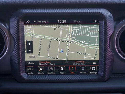 Used 2021 Jeep Wrangler Unlimited Sport image 17