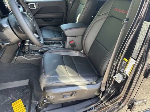 New 2026 Jeep Wrangler Unlimited Rubicon AWD/4WD image 9