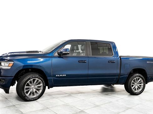Used 2023 RAM 1500 Laramie AWD/4WD image 4
