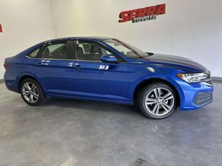 Used 2024 Volkswagen Jetta SE FWD video 2