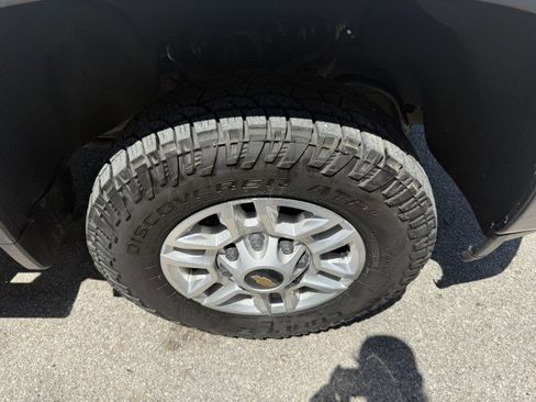 Used 2021 Chevrolet Silverado 2500 W/T w/ WT Convenience Package image 19