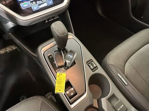 Used 2024 Subaru Crosstrek 2.0i Premium AWD/4WD image 21