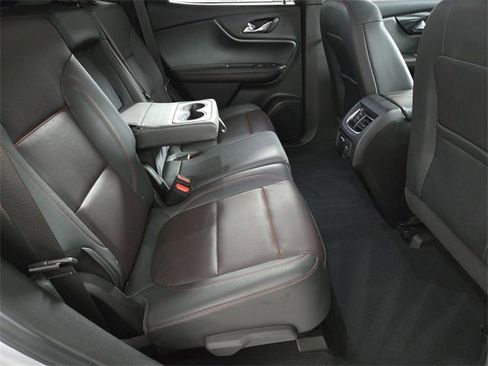 Used 2022 Chevrolet Blazer RS w/ Enhanced Convenience Package image 15