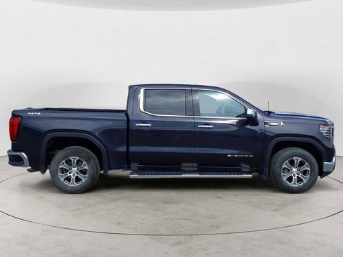 Used 2024 GMC Sierra 1500 SLT AWD/4WD image 6