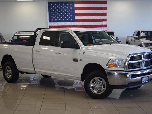 Used 2012 RAM 2500 SLT AWD/4WD image 2