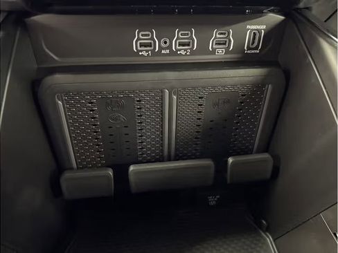 Used 2026 RAM 1500 Laramie w/ Night Edition image 13