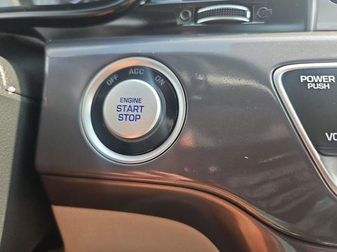 Used 2018 Hyundai Sonata SEL FWD image 35