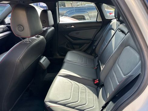 Used 2025 Volkswagen Jetta GLI Autobahn FWD image 14