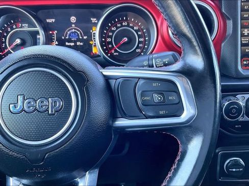 Used 2021 Jeep Gladiator Rubicon AWD/4WD image 19