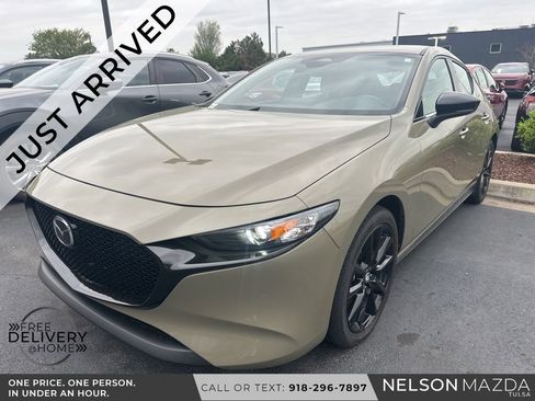 Used 2025 MAZDA MAZDA3 Carbon image 1