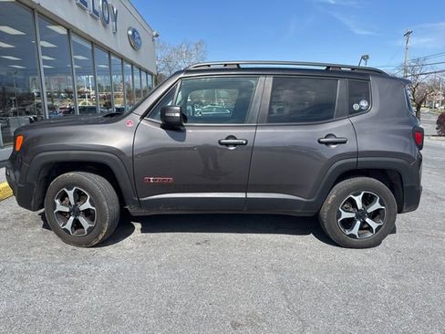 Used 2019 Jeep Renegade Trailhawk w/ Cold Weather Group II image 2