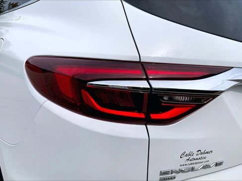 Used 2025 Buick Enclave Preferred image 27