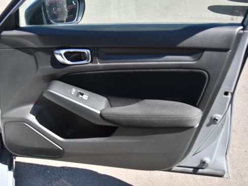 Used 2025 Honda Civic Sport image 38