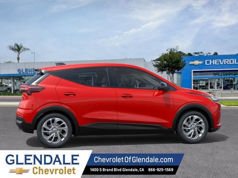 New 2027 Chevrolet Bolt LT FWD image 5