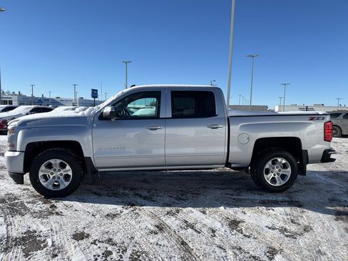 Used 2018 Chevrolet Silverado 1500 LT w/ All Star Edition image 6