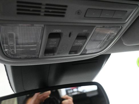 Used 2021 Honda CR-V EX-L image 37