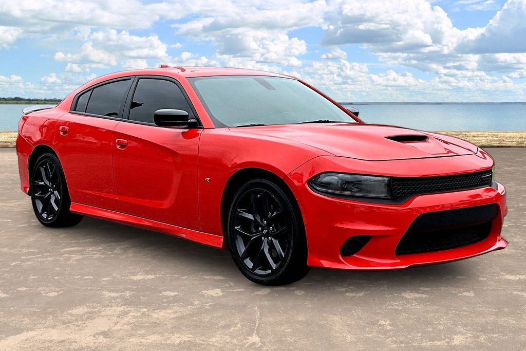 Used 2022 Dodge Charger R/T w/ Blacktop Package RWD image 3