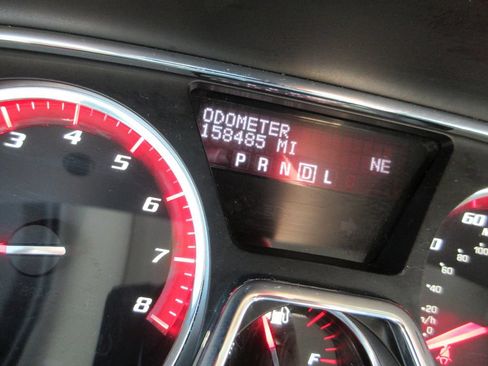 Used 2015 GMC Acadia SLE AWD/4WD image 28