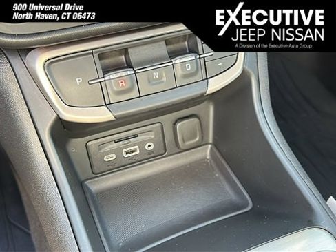 Used 2022 GMC Terrain Denali image 19