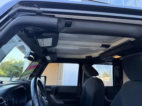 Used 2016 Jeep Wrangler Unlimited Sport w/ Quick Order Package 24S AWD/4WD image 26