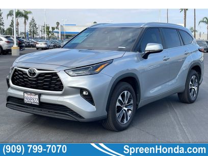 Used 2024 Toyota Highlander XLE