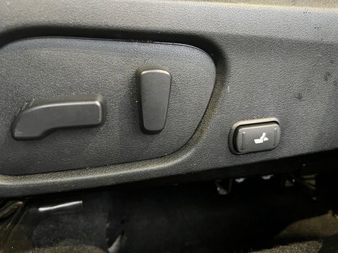 Used 2017 Subaru Forester 2.5i Premium image 24