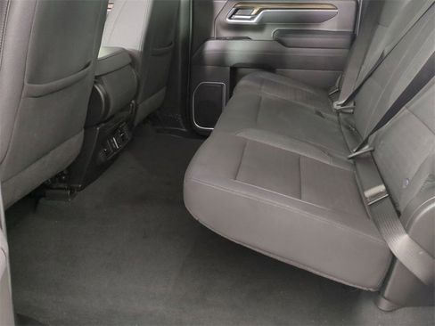 Certified 2025 Chevrolet Silverado 2500 LT w/ Convenience Package image 24