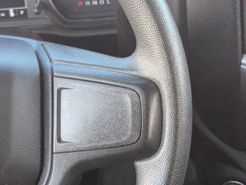 Certified 2022 Chevrolet Silverado 1500 Custom image 25