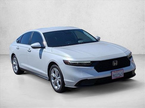 Used 2025 Honda Accord LX image 3