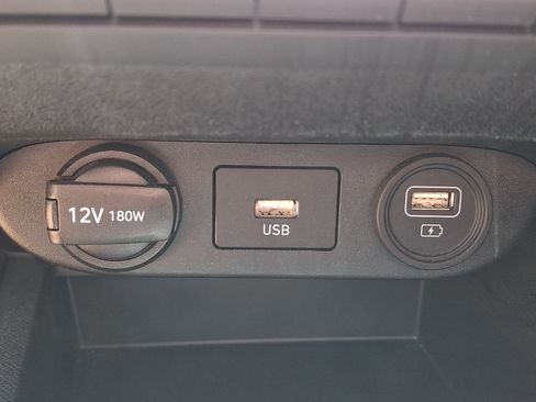 Certified 2023 Hyundai Elantra SEL FWD image 23