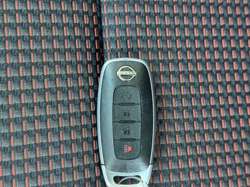 Used 2026 Nissan Kicks SR AWD/4WD image 24
