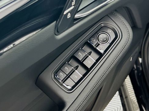 New 2026 Porsche Macan S image 20