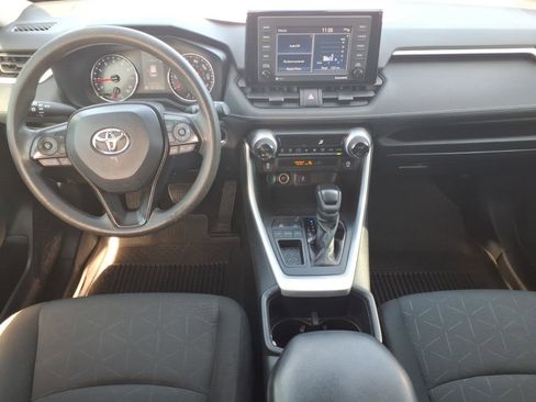 Certified 2022 Toyota RAV4 XLE w/ Convenience Package image 11