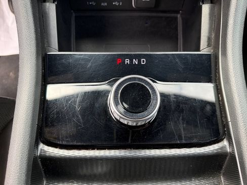 Used 2024 Jeep Grand Cherokee Altitude RWD image 32