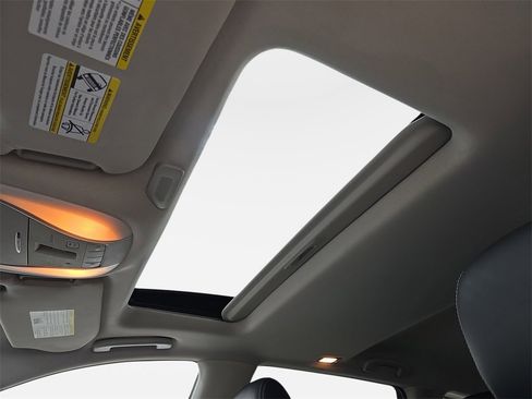 Used 2019 INFINITI QX60 Luxe w/ Essential Package image 30