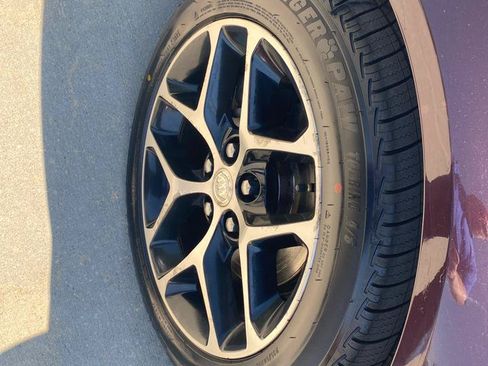 Used 2017 Buick Regal Sport Touring FWD image 10