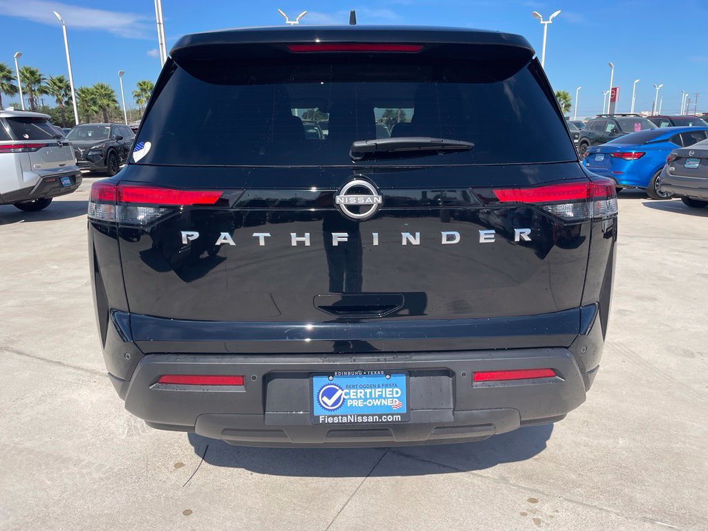 Certified 2025 Nissan Pathfinder S FWD image 8
