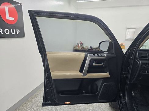 Used 2015 Toyota 4Runner SR5 RWD image 25