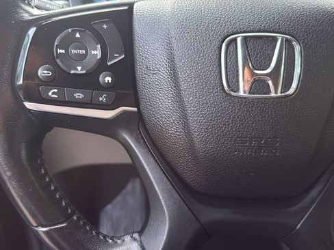 Used 2018 Honda Odyssey EX-L image 16