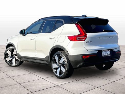Used 2023 Volvo XC40 Recharge Ultimate w/ Protection Package Premier image 15