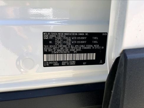 Used 2024 Toyota RAV4 XLE w/ Convenience Package FWD image 36