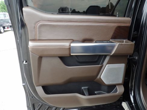 Used 2024 Ford F350 King Ranch w/ Chrome Package AWD/4WD image 30