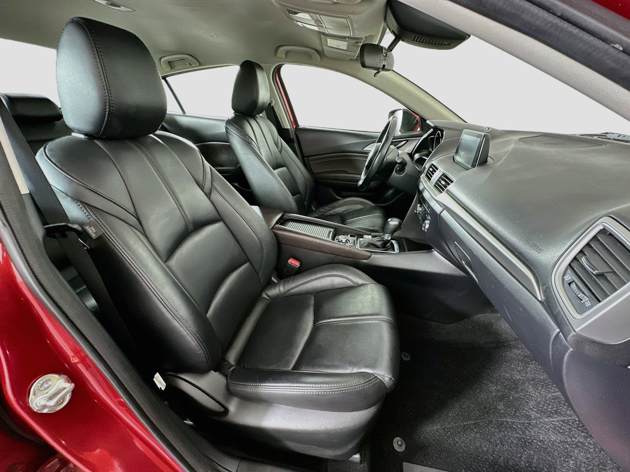 Used 2018 MAZDA MAZDA3 Touring FWD image 29