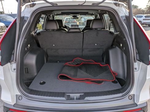 Used 2025 Honda CR-V Sport-L image 31
