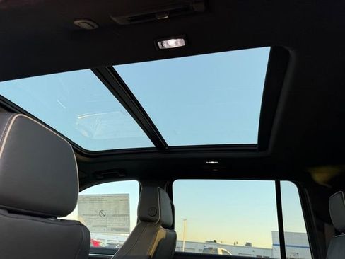 New 2026 Chevrolet Suburban Premier w/ Sun And Tow Package image 7