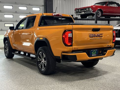 Certified 2025 GMC Canyon AT4 w/ Technology Plus Package AWD/4WD image 3