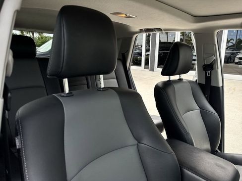 Used 2021 Toyota 4Runner SR5 Premium w/ Moonroof Package AWD/4WD image 46