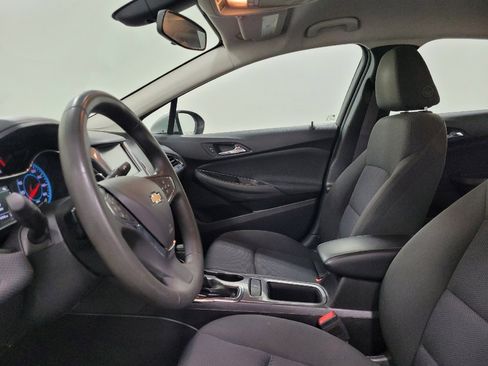 Used 2016 Chevrolet Cruze LT FWD image 17