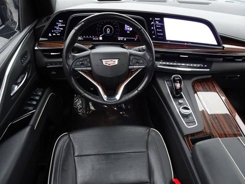 Used 2022 Cadillac Escalade ESV Premium Luxury w/ LPO, Radiant Package image 14